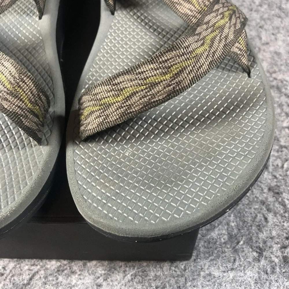Chaco Flip Sandals Mens 12‎ Taupe Adjustable Thong Hiking Outdoor Comfort